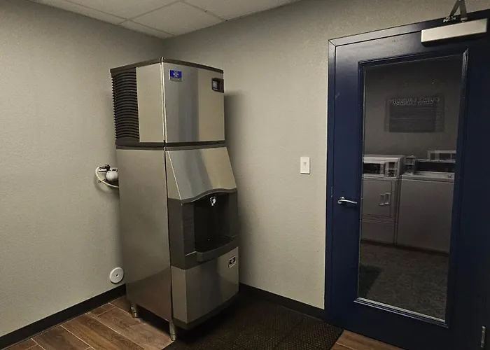 Spark By Hilton Phoenix Airport Tempe