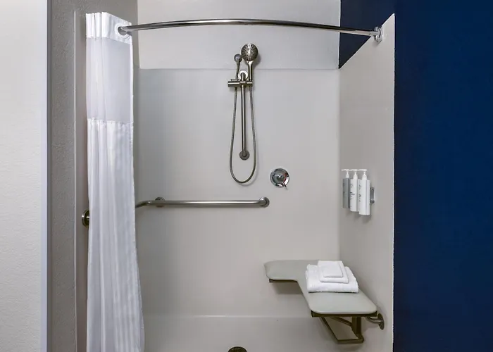 Spark By Hilton Phoenix Airport 3*